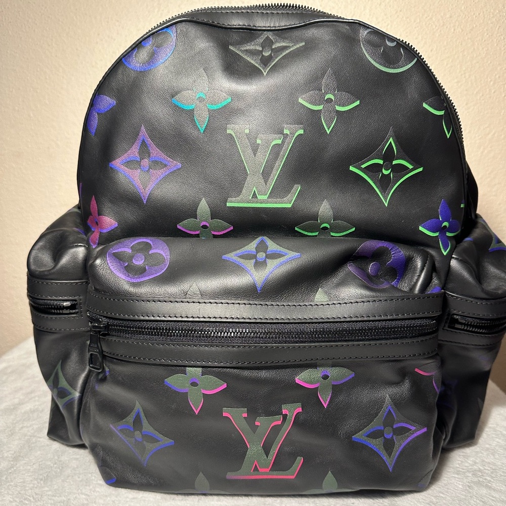 Louis Vuitton Backpack Comet Black